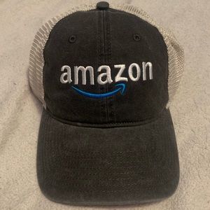 Amazon hat